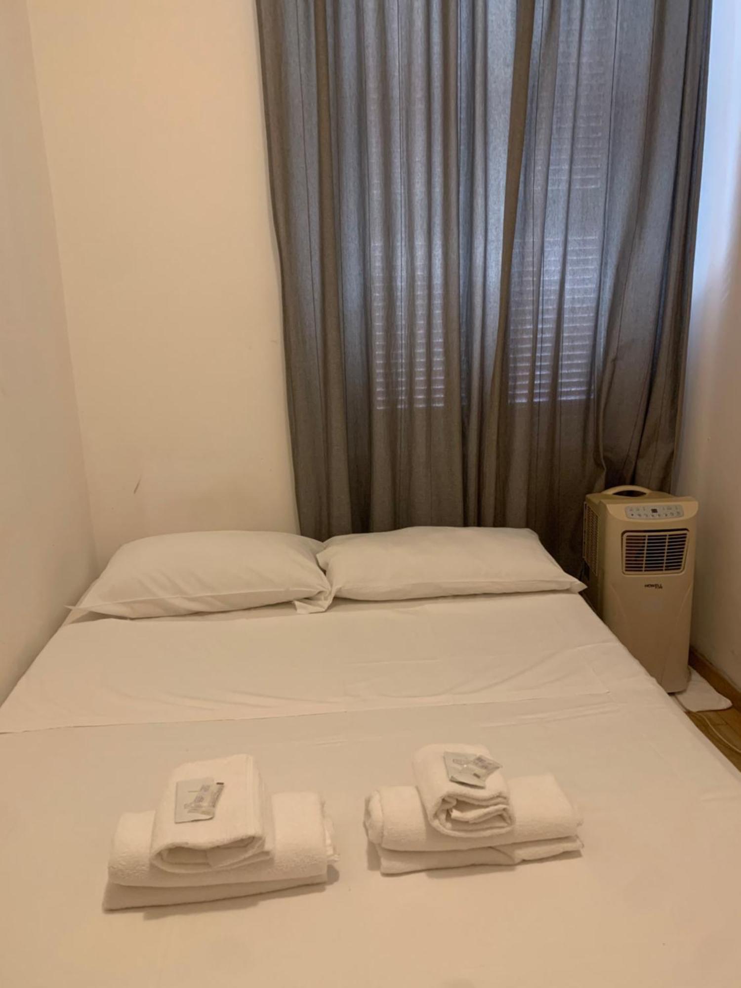 Double Room with Shared Bathroom,1538010124:JPEG